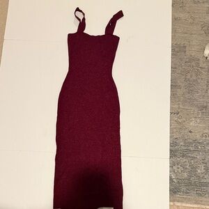 Superdown Burgundy Midi Dress